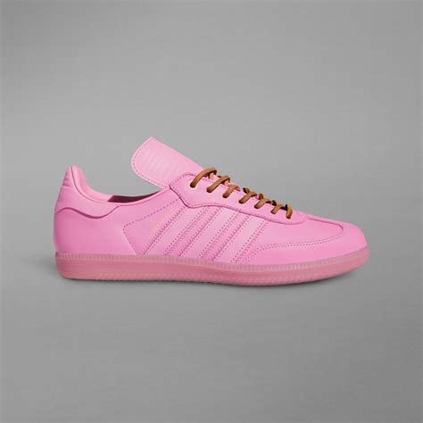 pharrell williams adidas damenschuh weiß rosa größe 40|Pharrell Williams Adidas samba.